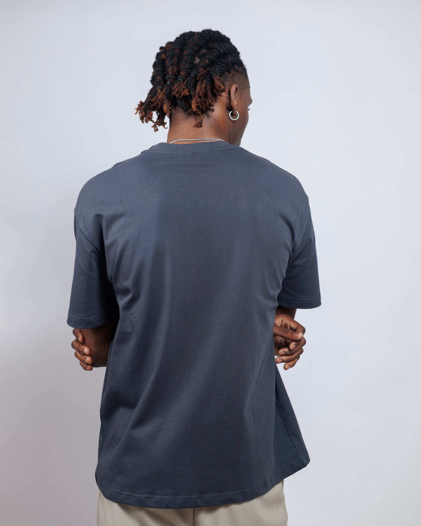Ood Beetle Relaxed Tee in Charcoal