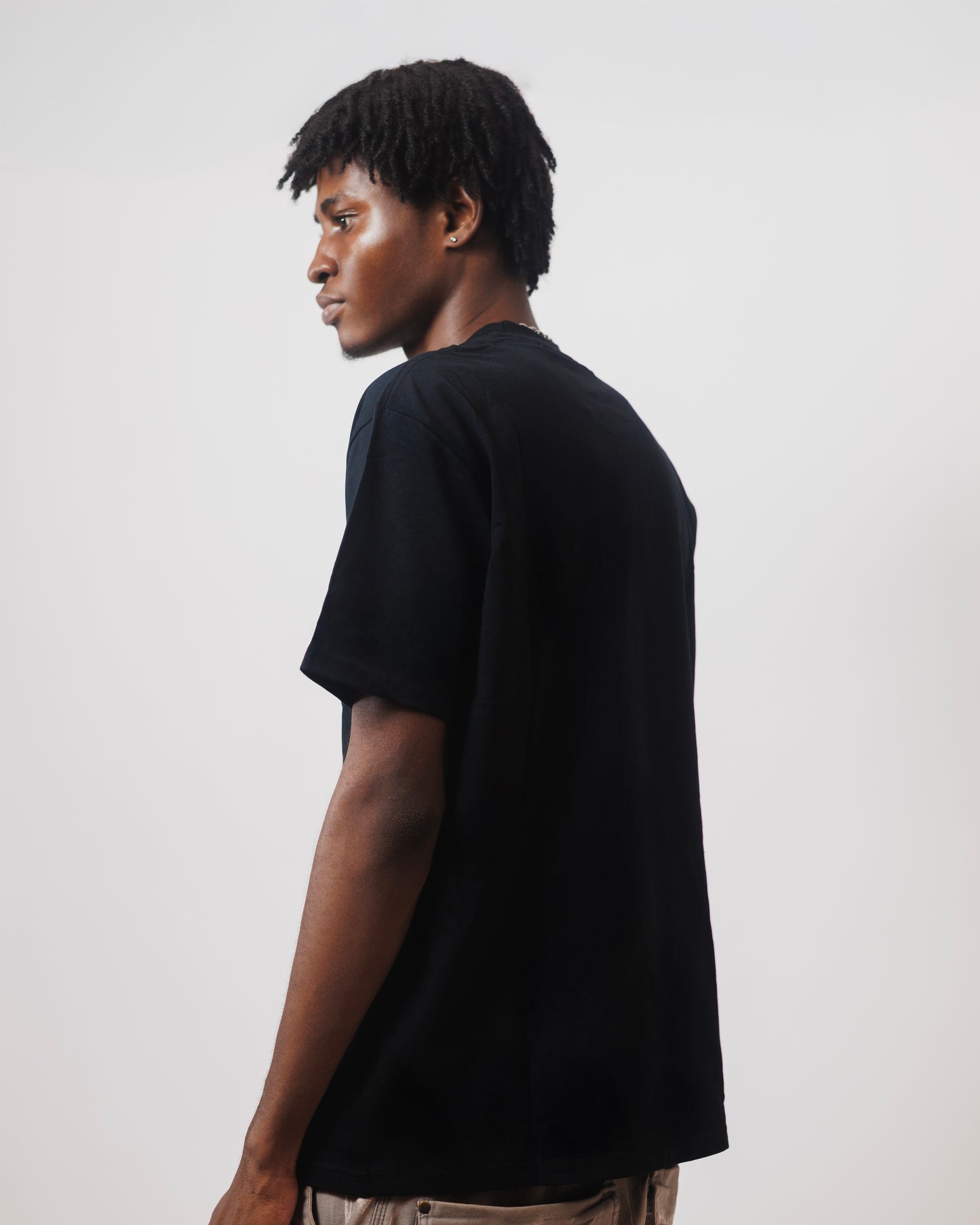 Classic T-Shirt in Black
