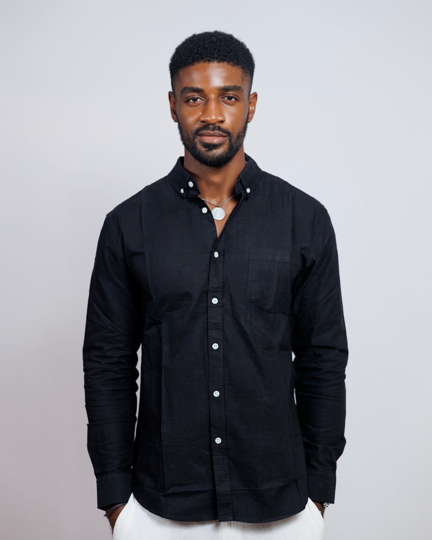 Classic Oxford Collar Shirt in Black