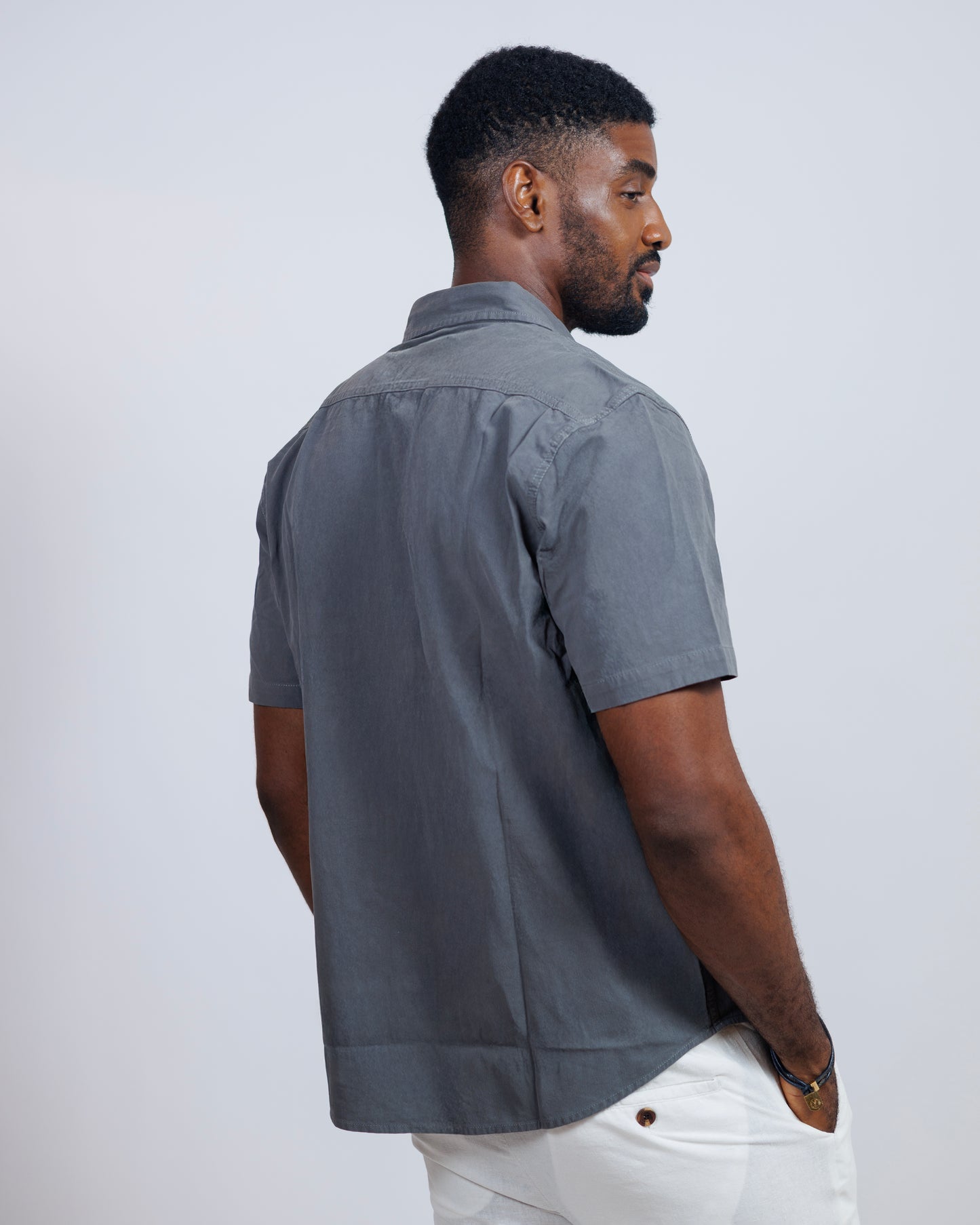 Structured Short-sleeved shirt with Double Chest Pockets in Charcoal Grey