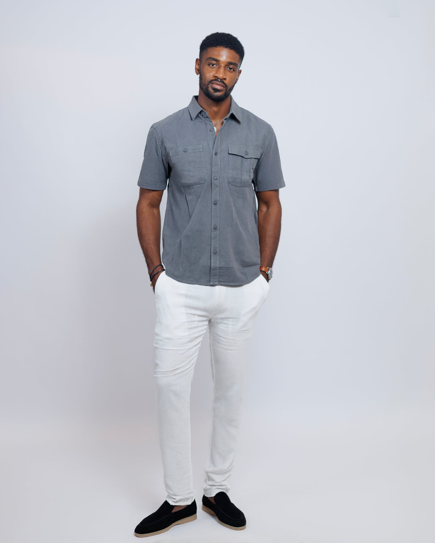 Structured Short-sleeved shirt with Double Chest Pockets in Charcoal Grey
