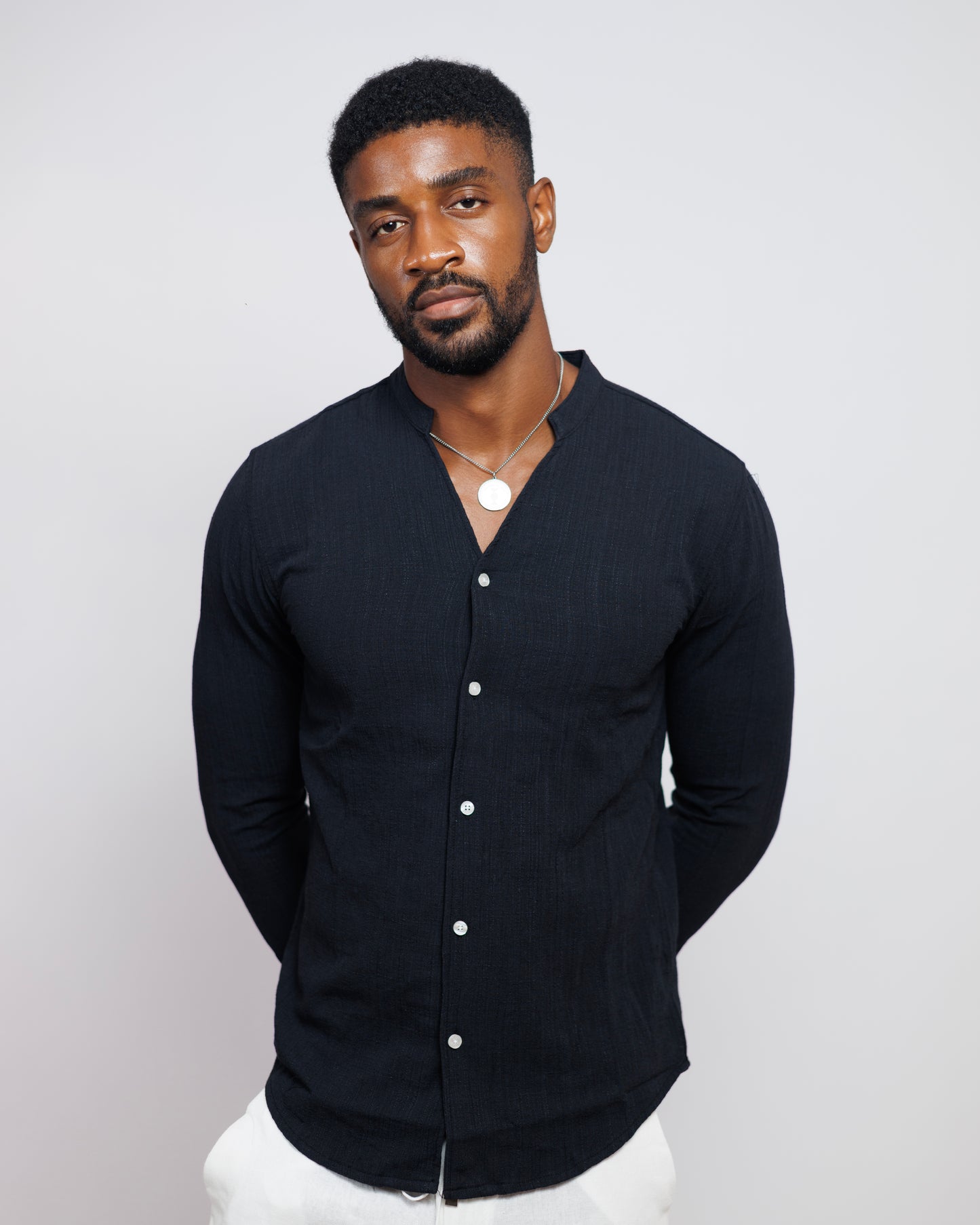 Old Eagle Mandarin Collar Shirt in Black