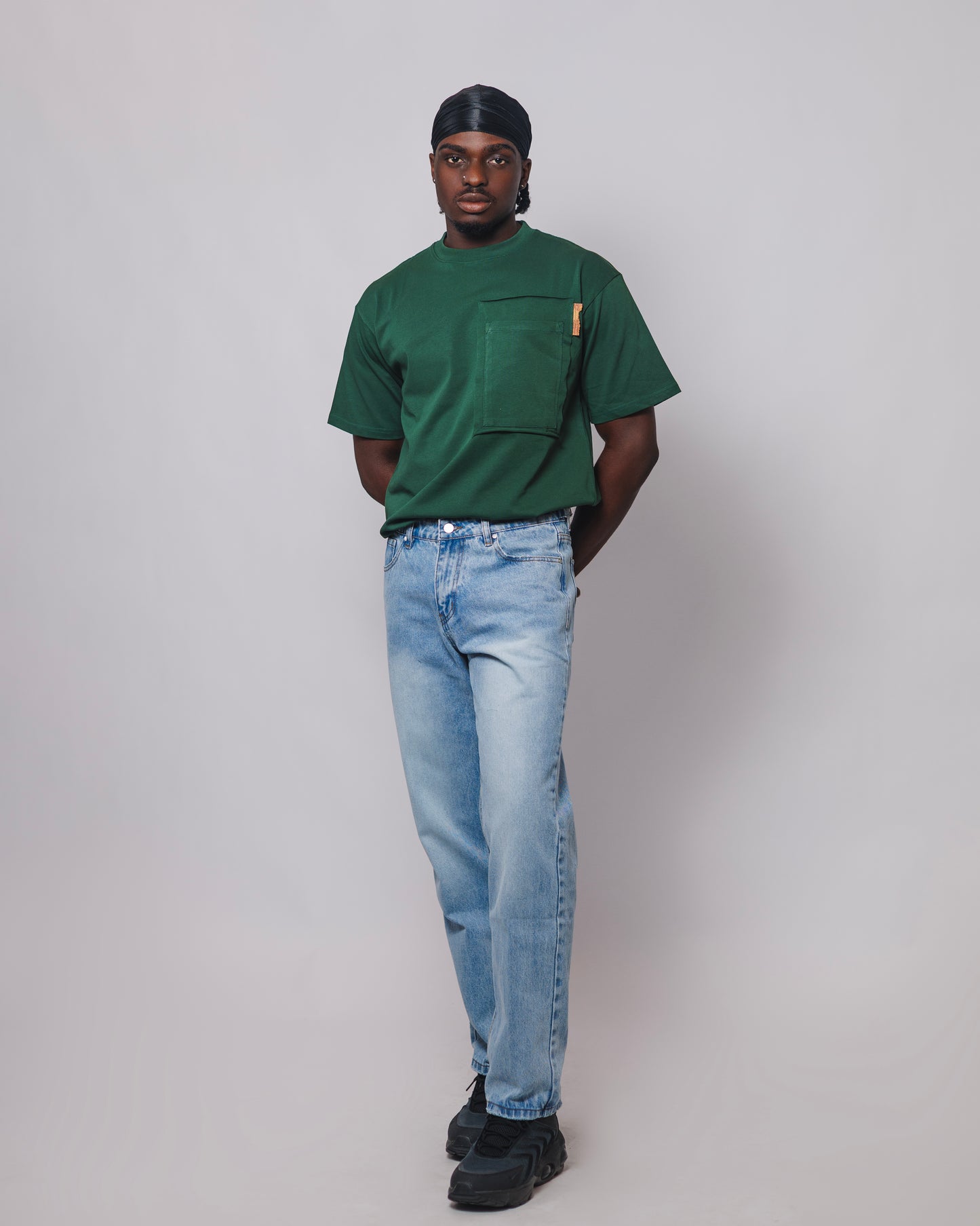 Old Eagle Relaxed Utility Pocket Tee in Forest Green