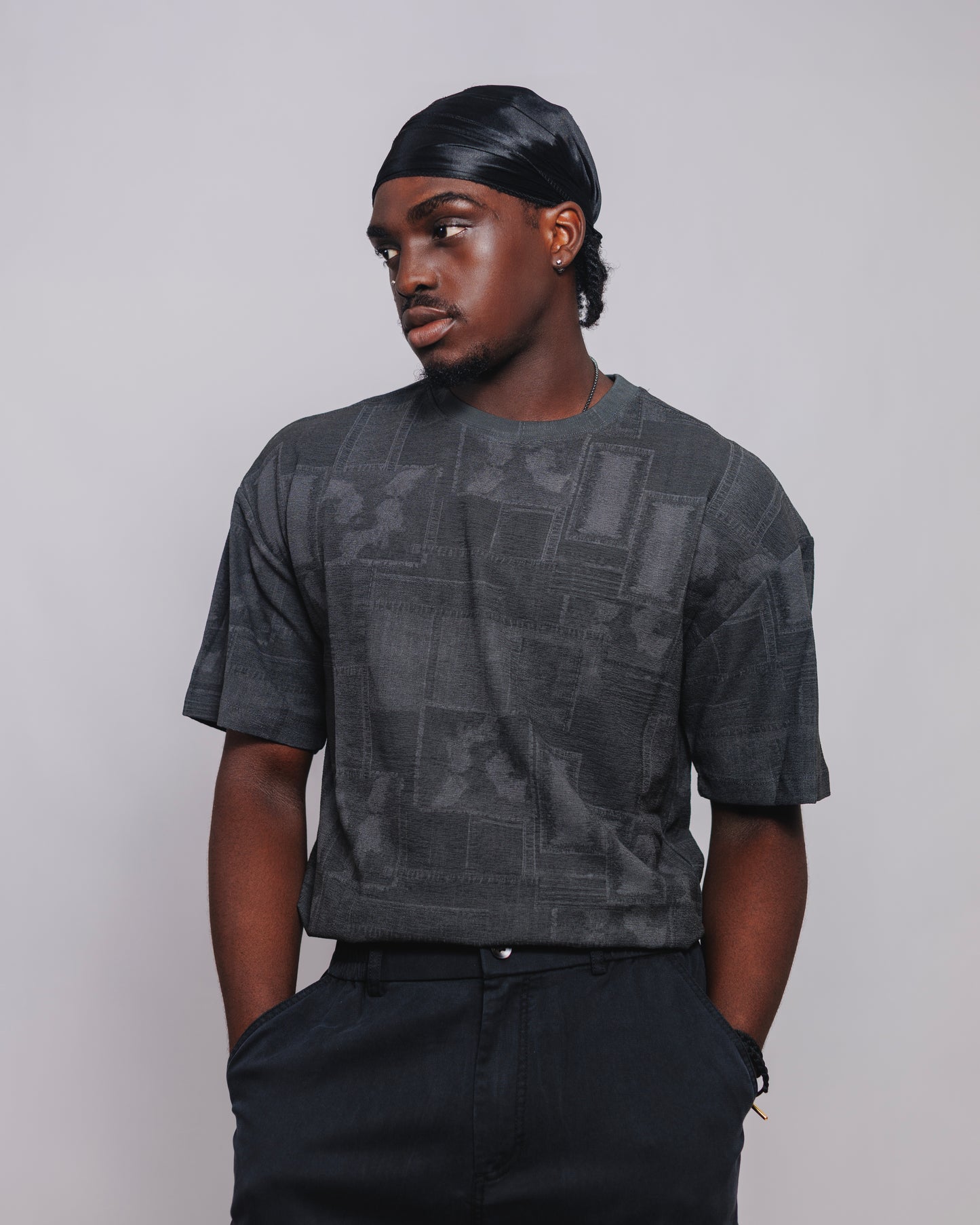 KP Jacquard Tee in Charcoal Grey