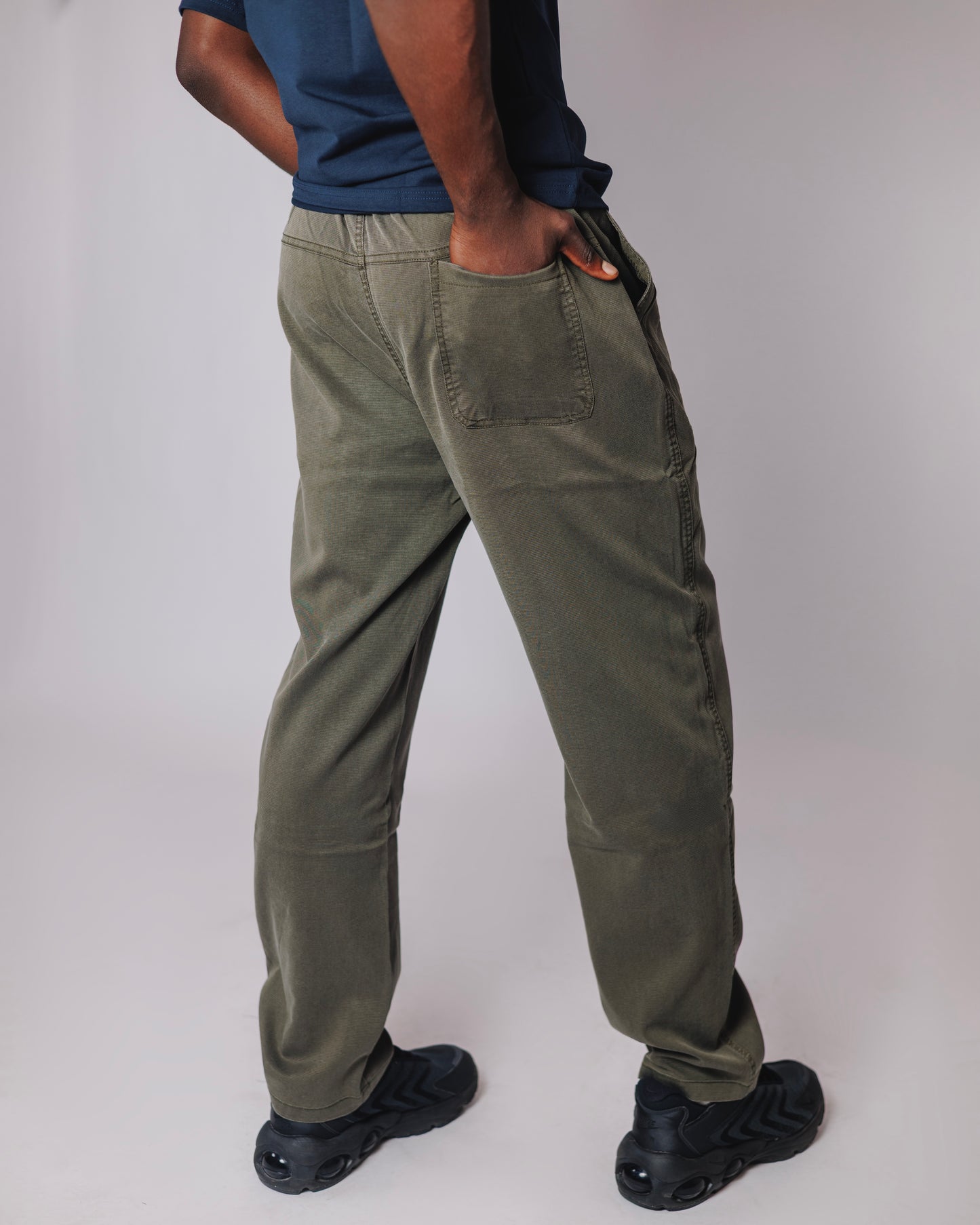 OOD Relaxed Fit Chinos in Olive