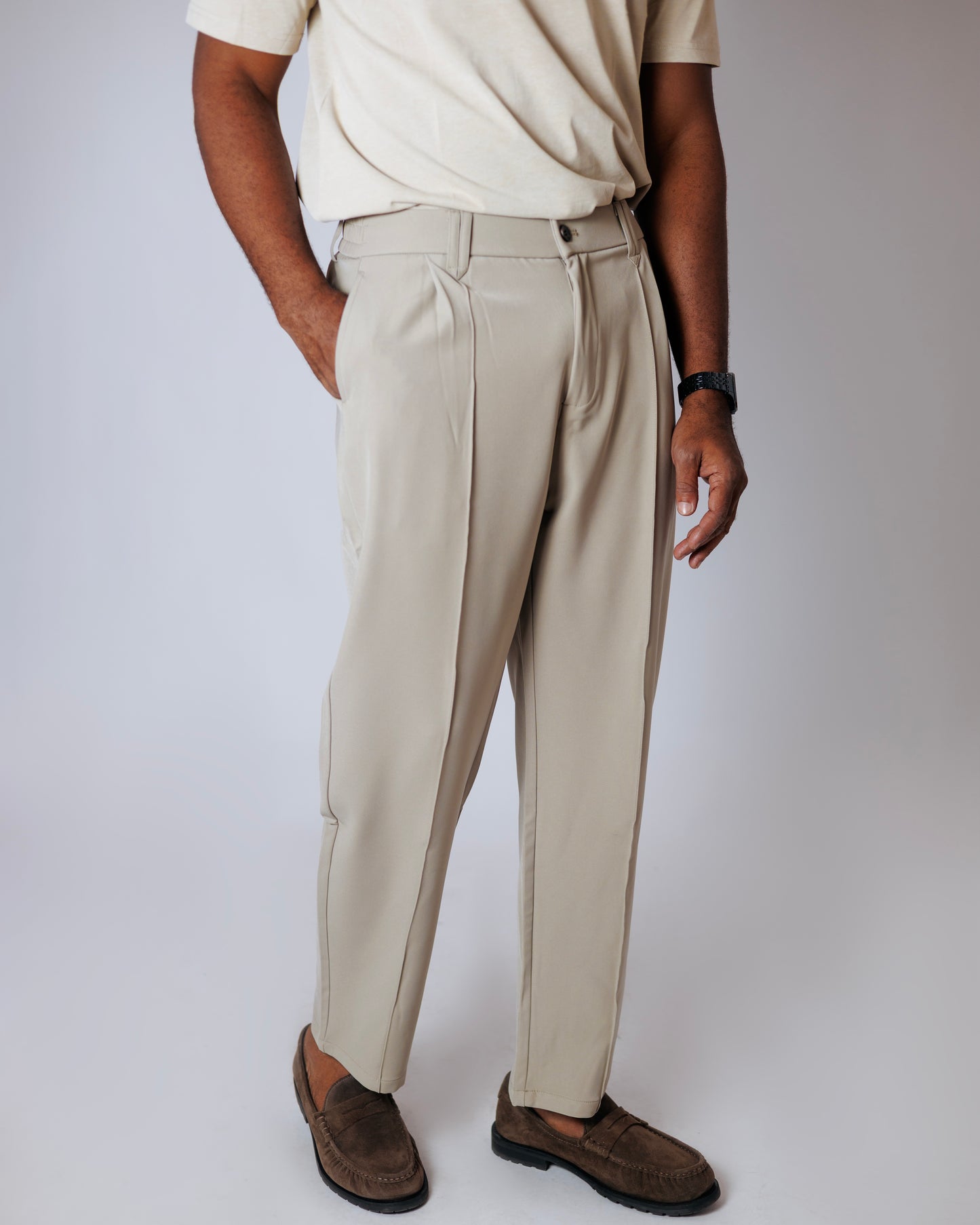 OOD Pleated Trousers in Sandstone