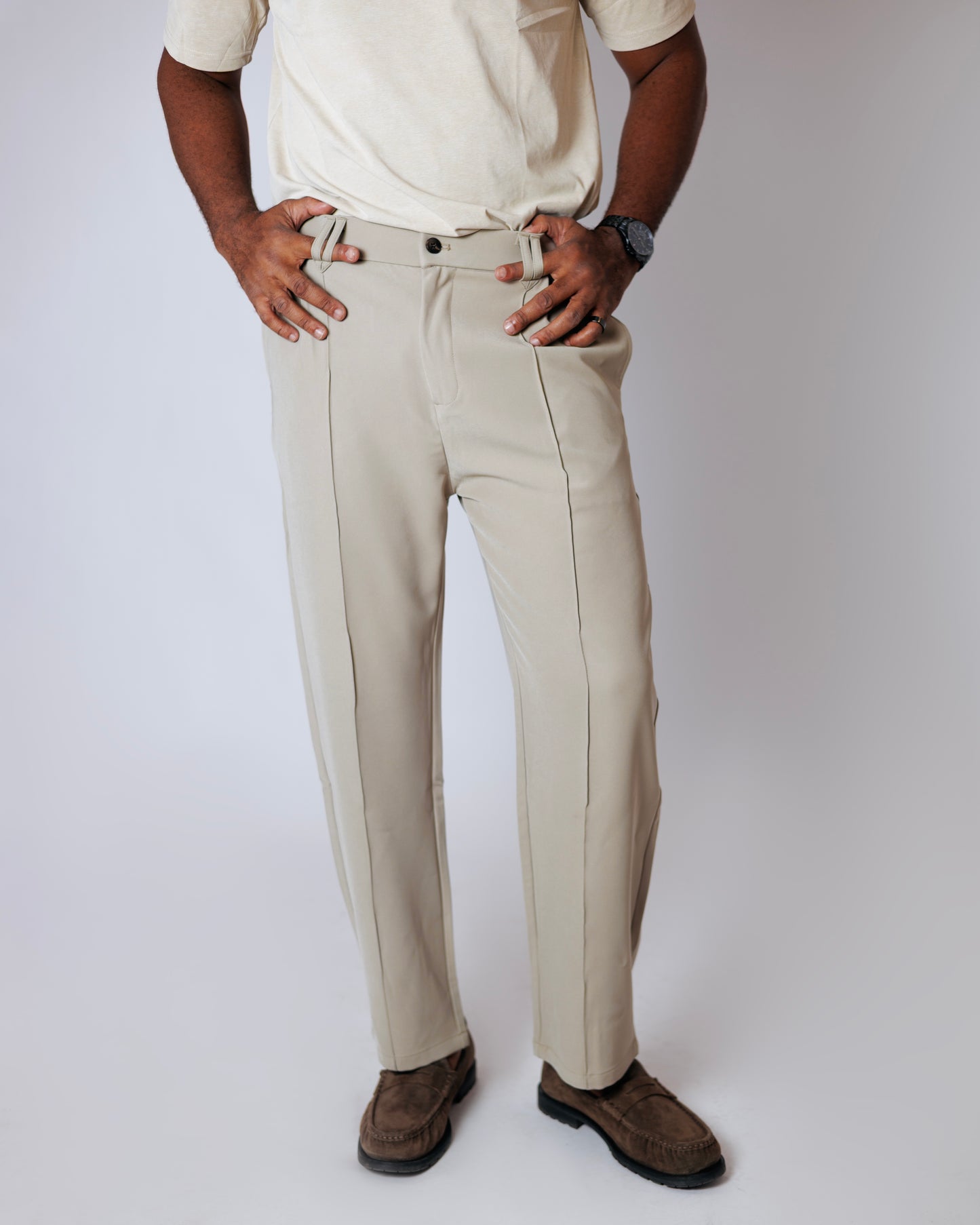OOD Pleated Trousers in Sandstone