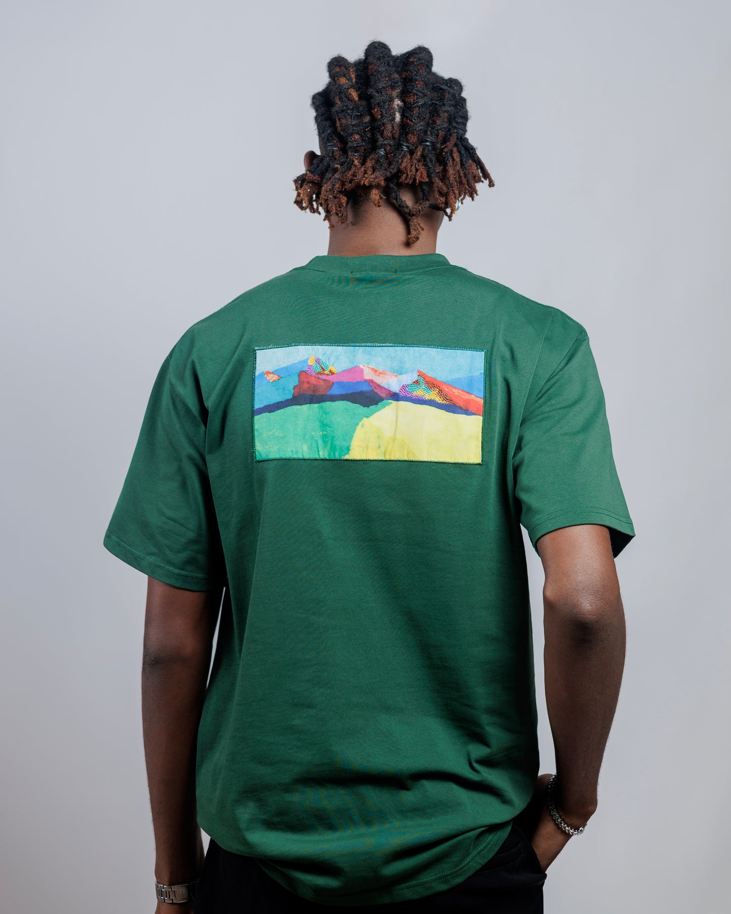 Old Eagle Vista Tee in Forest Green