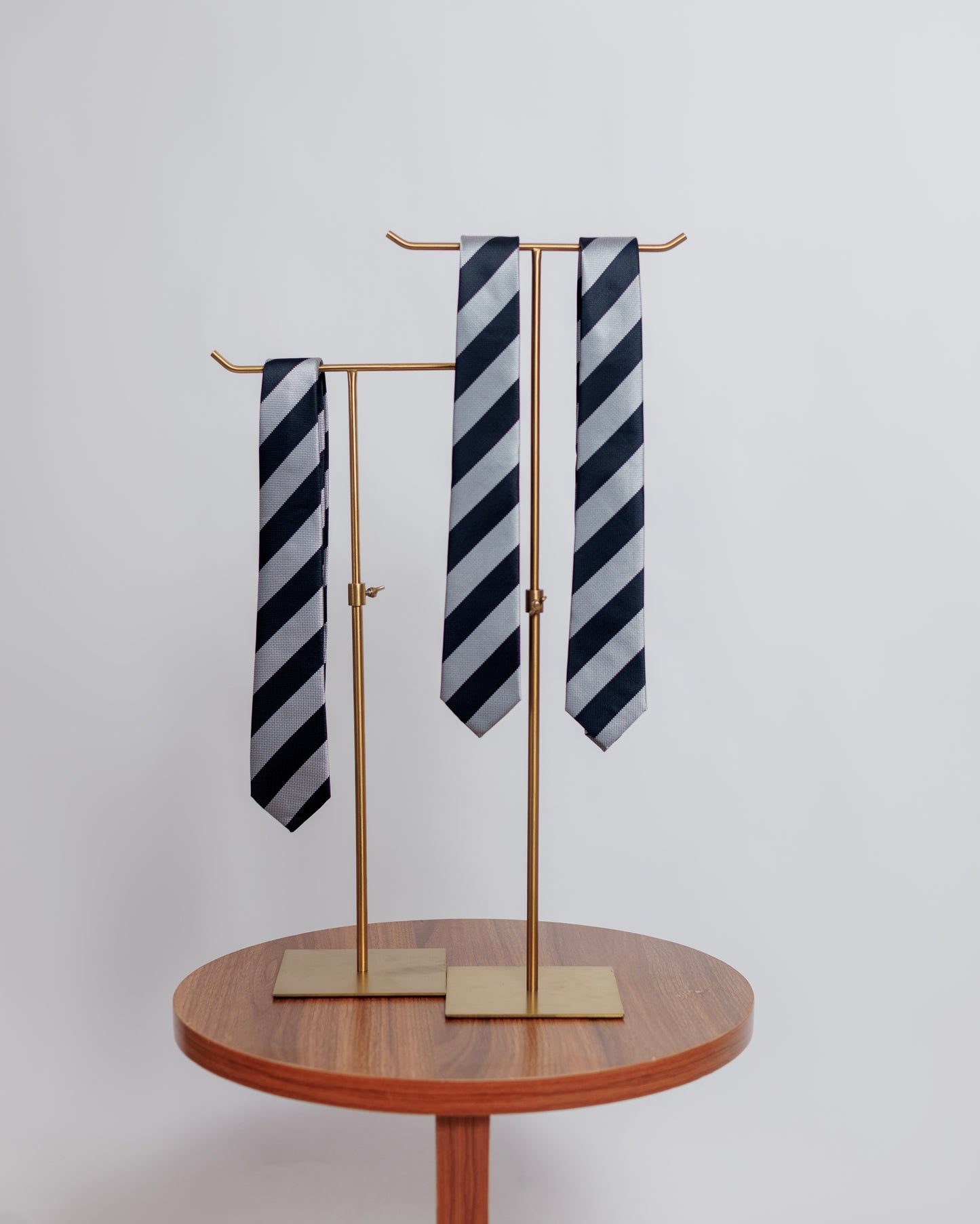 Ood Silk Tie in Graphite Stripe