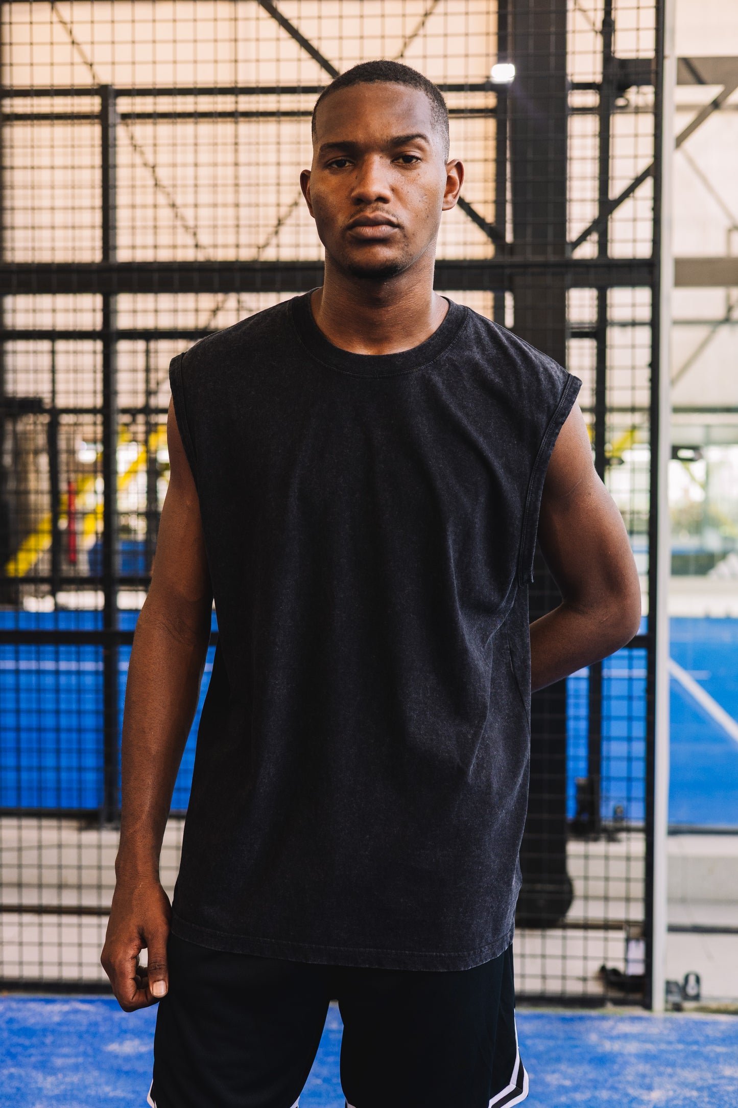 Ood Activ Washed Muscle Tee in Charcoal