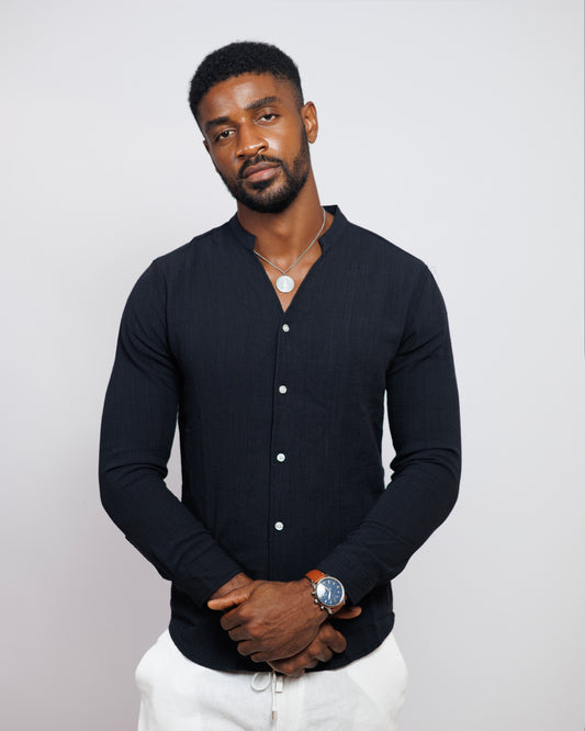 Old Eagle Mandarin Collar Shirt in Black