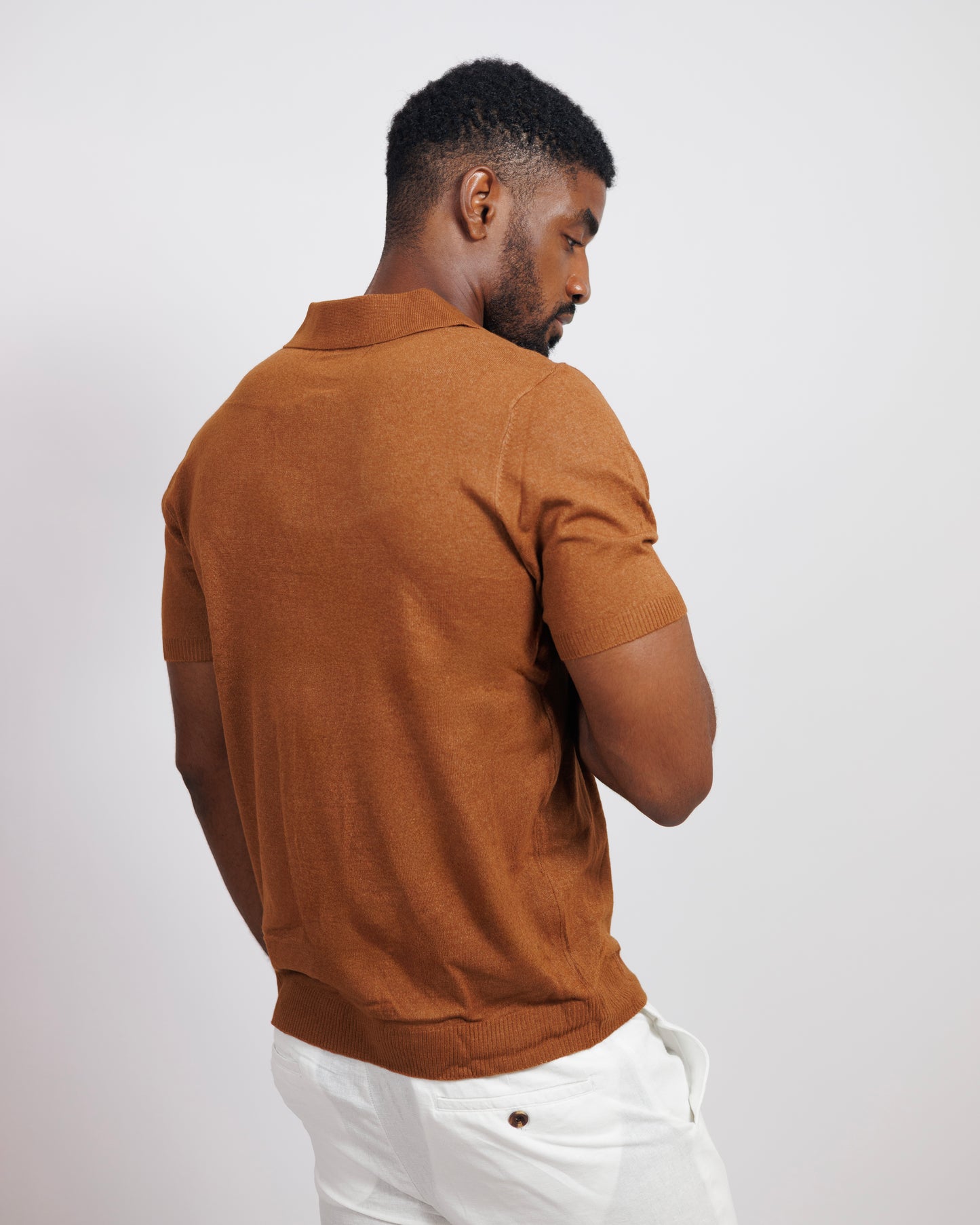 OOD Knitted Polo Shirt in Bronze Brown