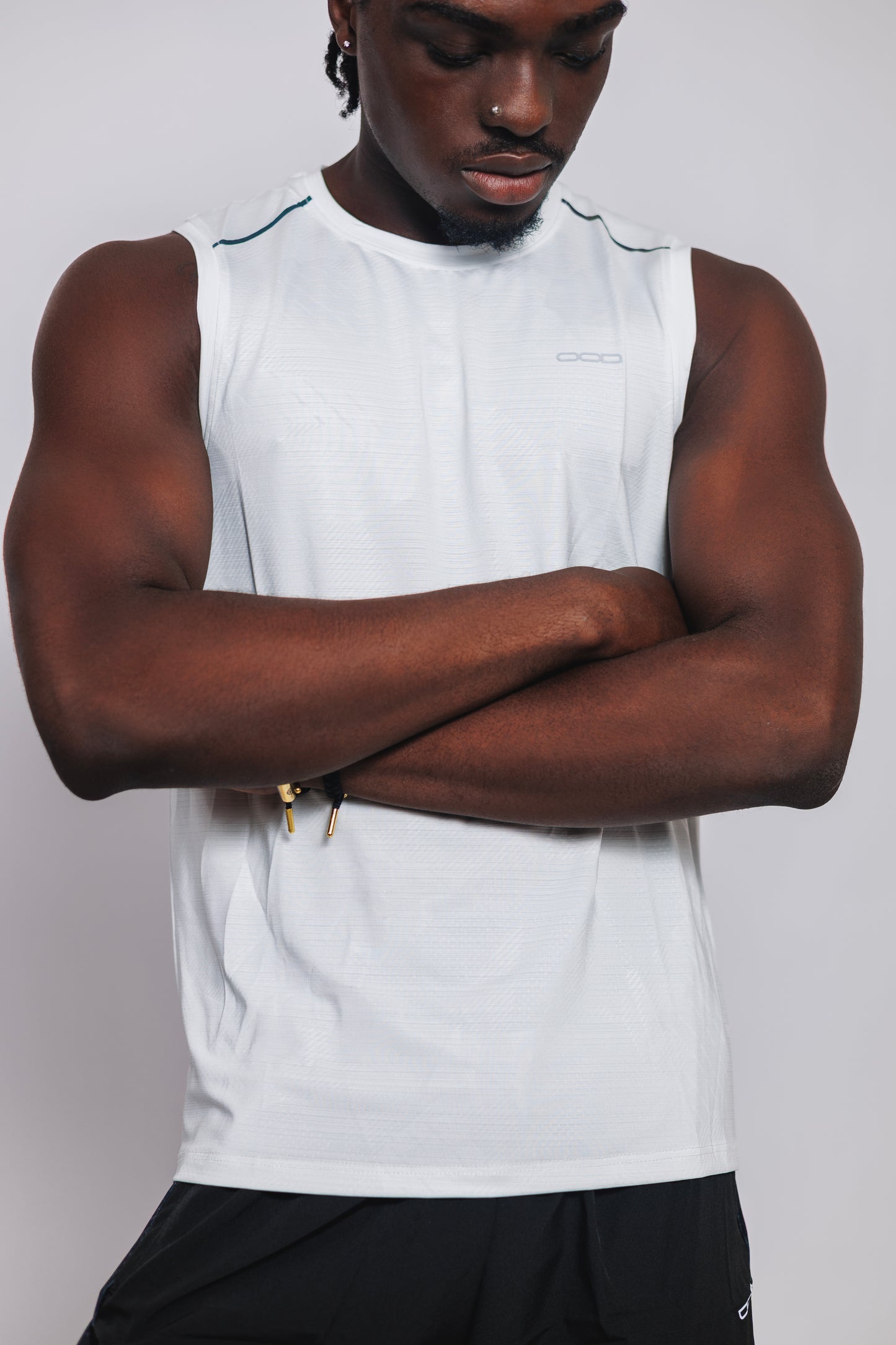 Ood Activ Core Muscle Tank in Classic white