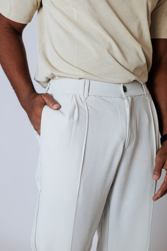 OOD Pleated Trousers in Classic White