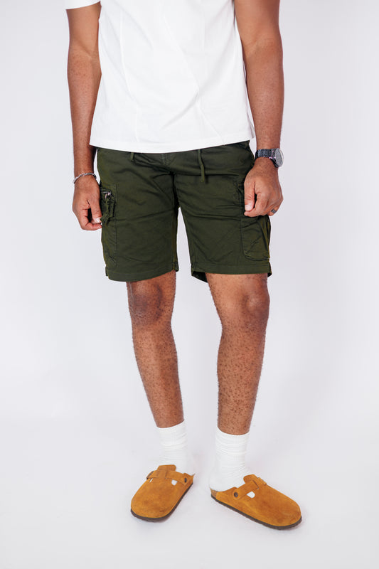 OOD Cargo Shorts in Army Green