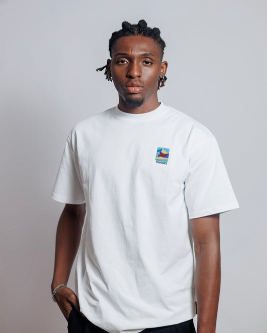 Old Eagle Vista Tee in White