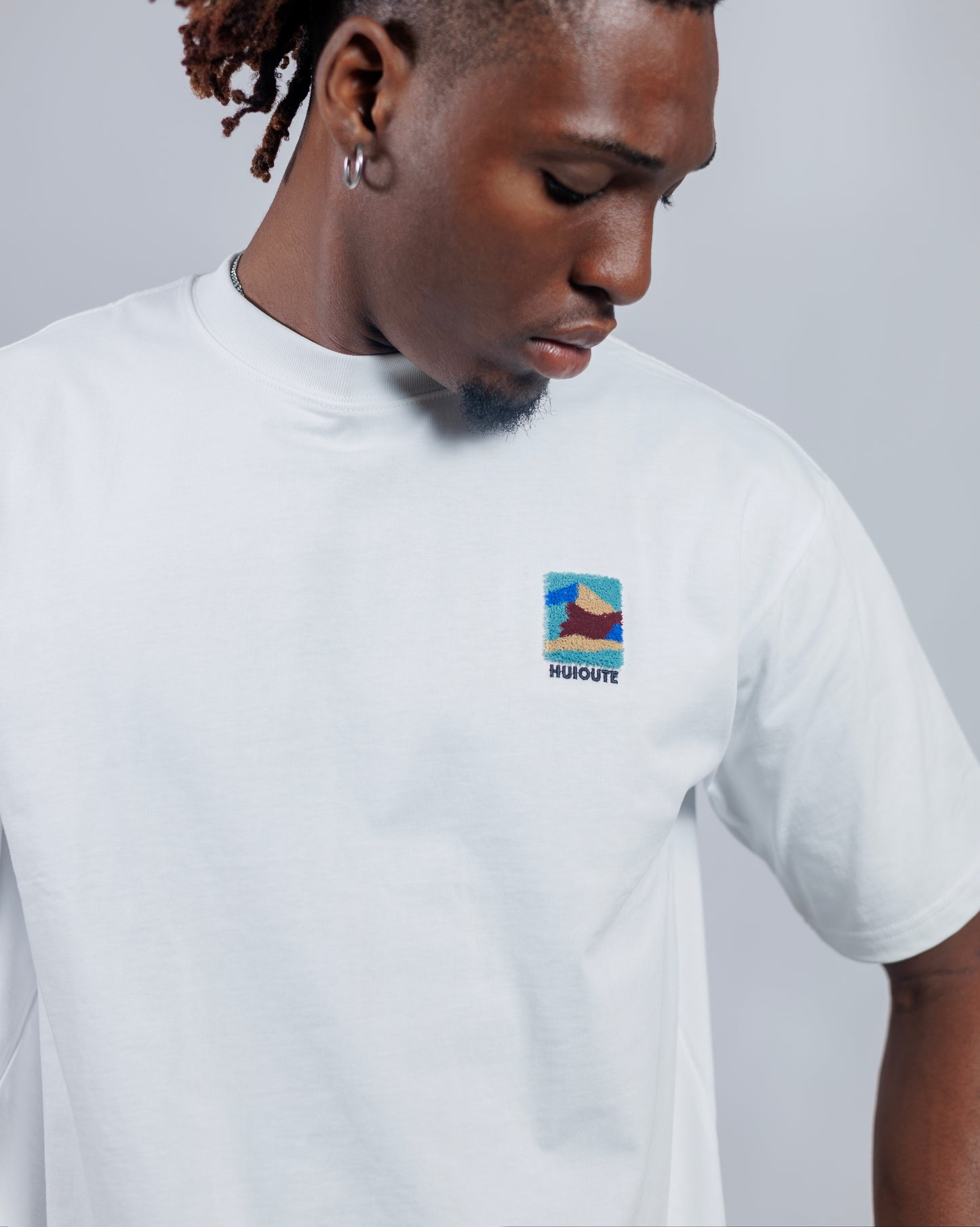 Old Eagle Vista Tee in White