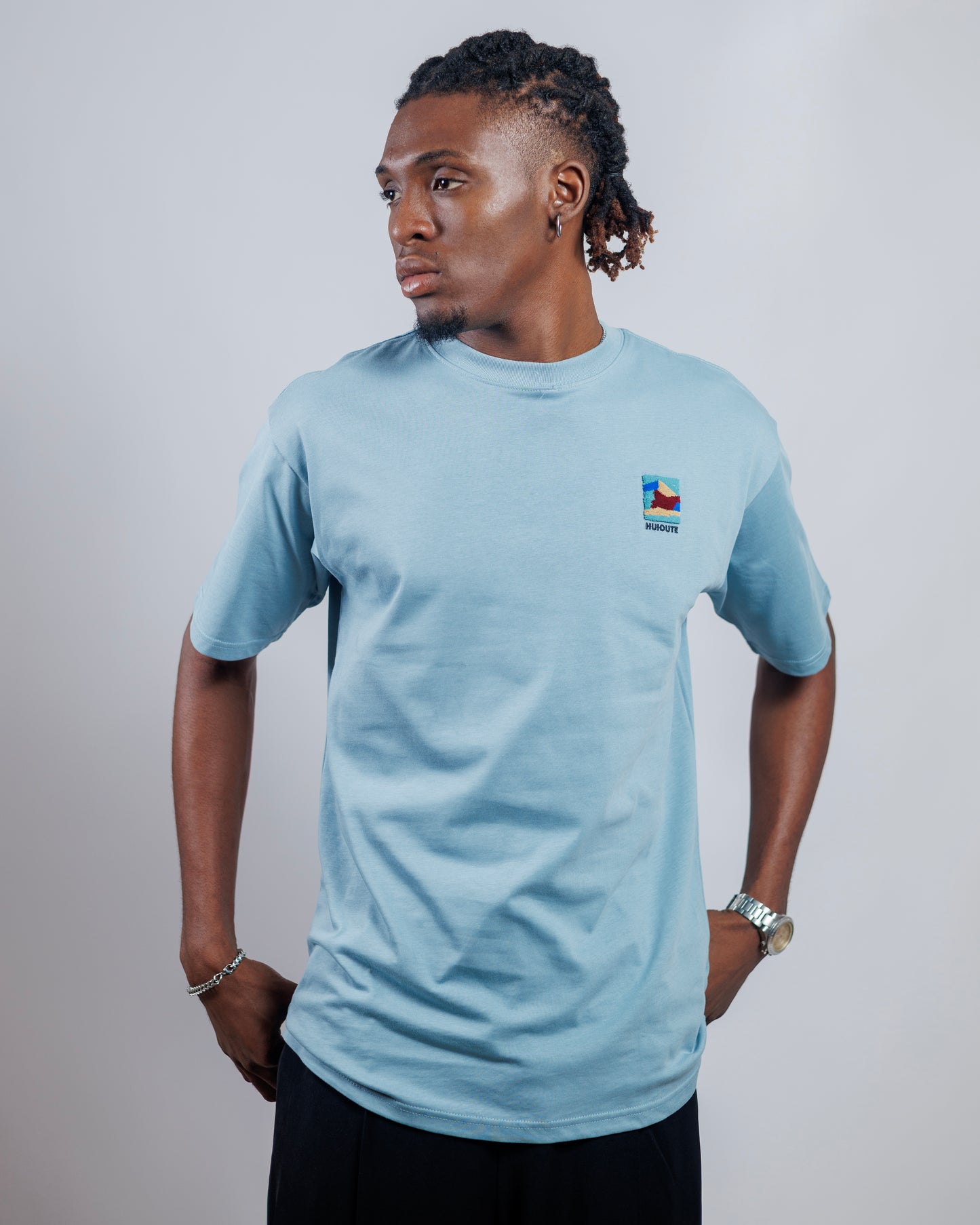 Old Eagle Vista Tee in Sky Blue
